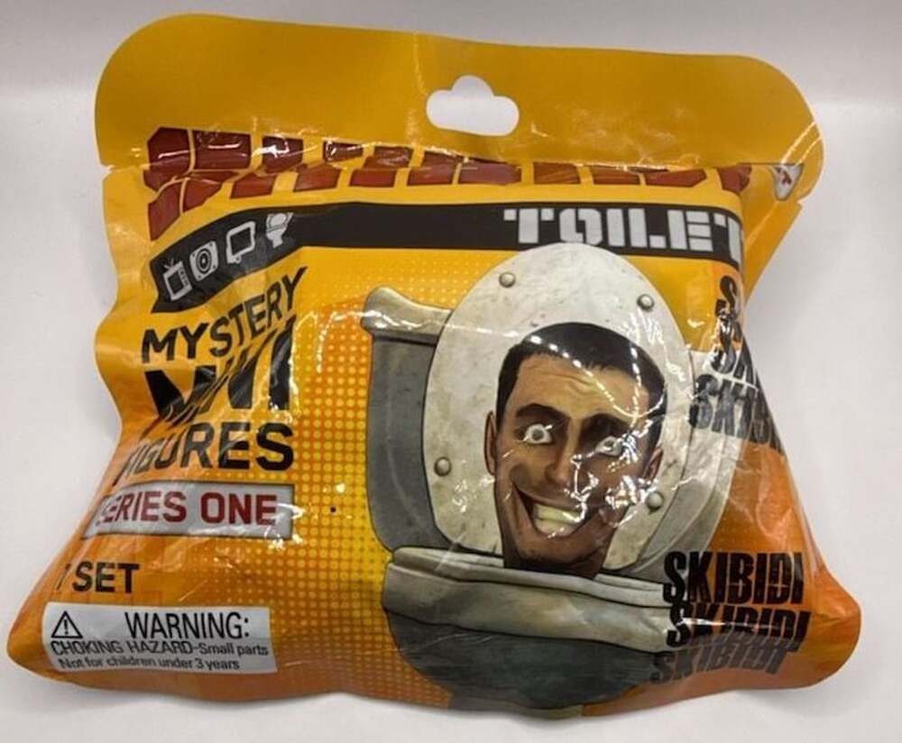 Bonkers Toy Co. Skibidi Toilet Mystery Mini Figures Series One Blind Bag